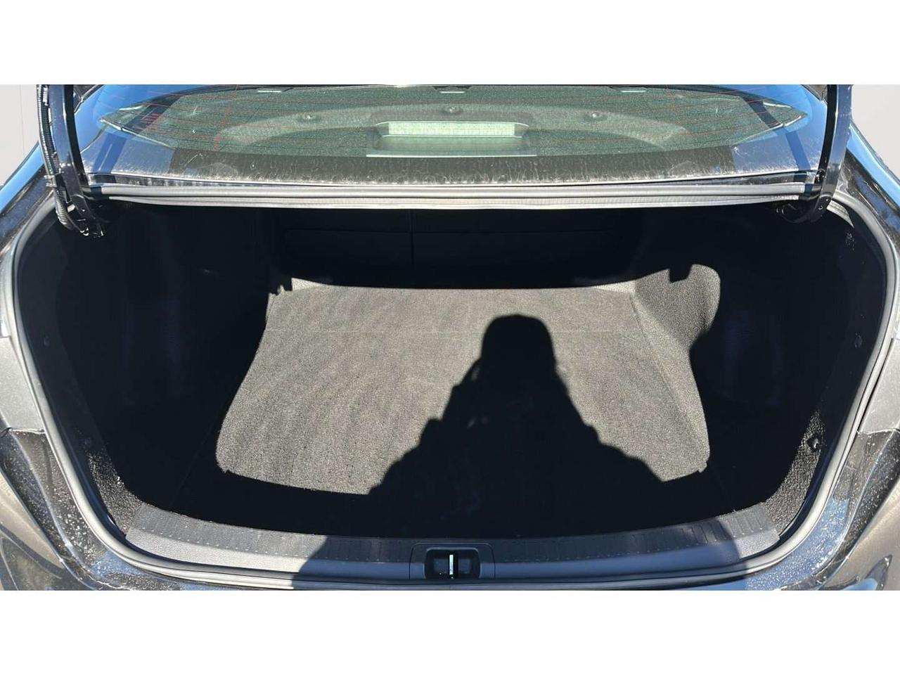 2024 Toyota Corolla LE Photo