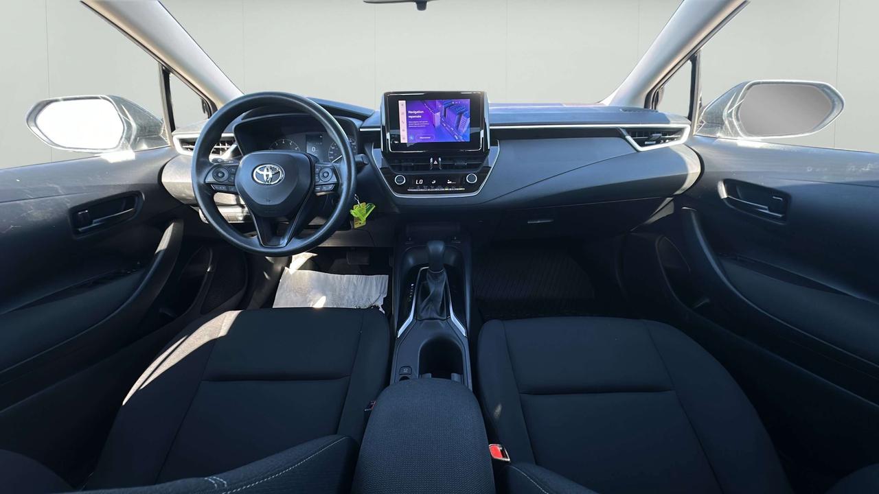 2024 Toyota Corolla LE Photo