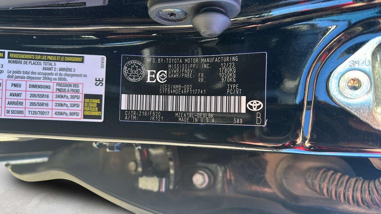 2024 Toyota Corolla LE Photo
