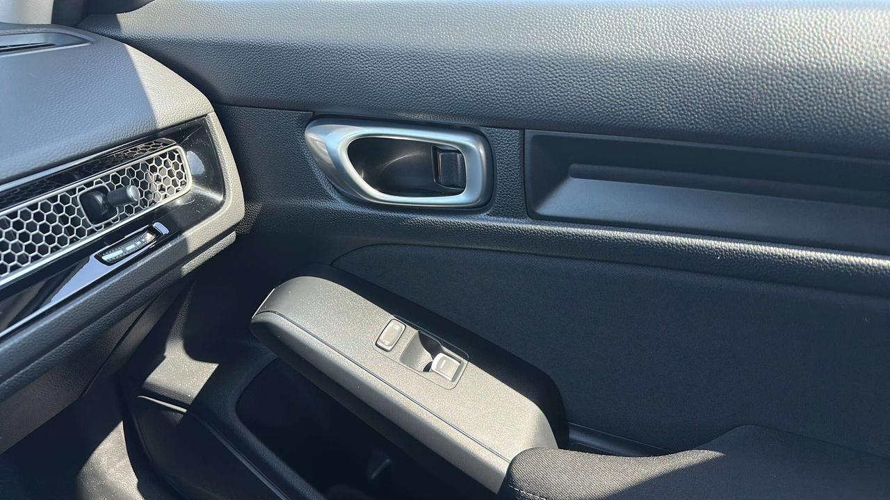2023 Honda Civic LX Photo