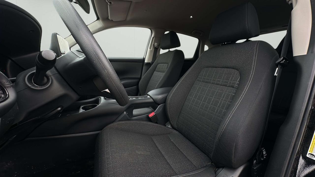 2026 Honda HR-V LX Photo