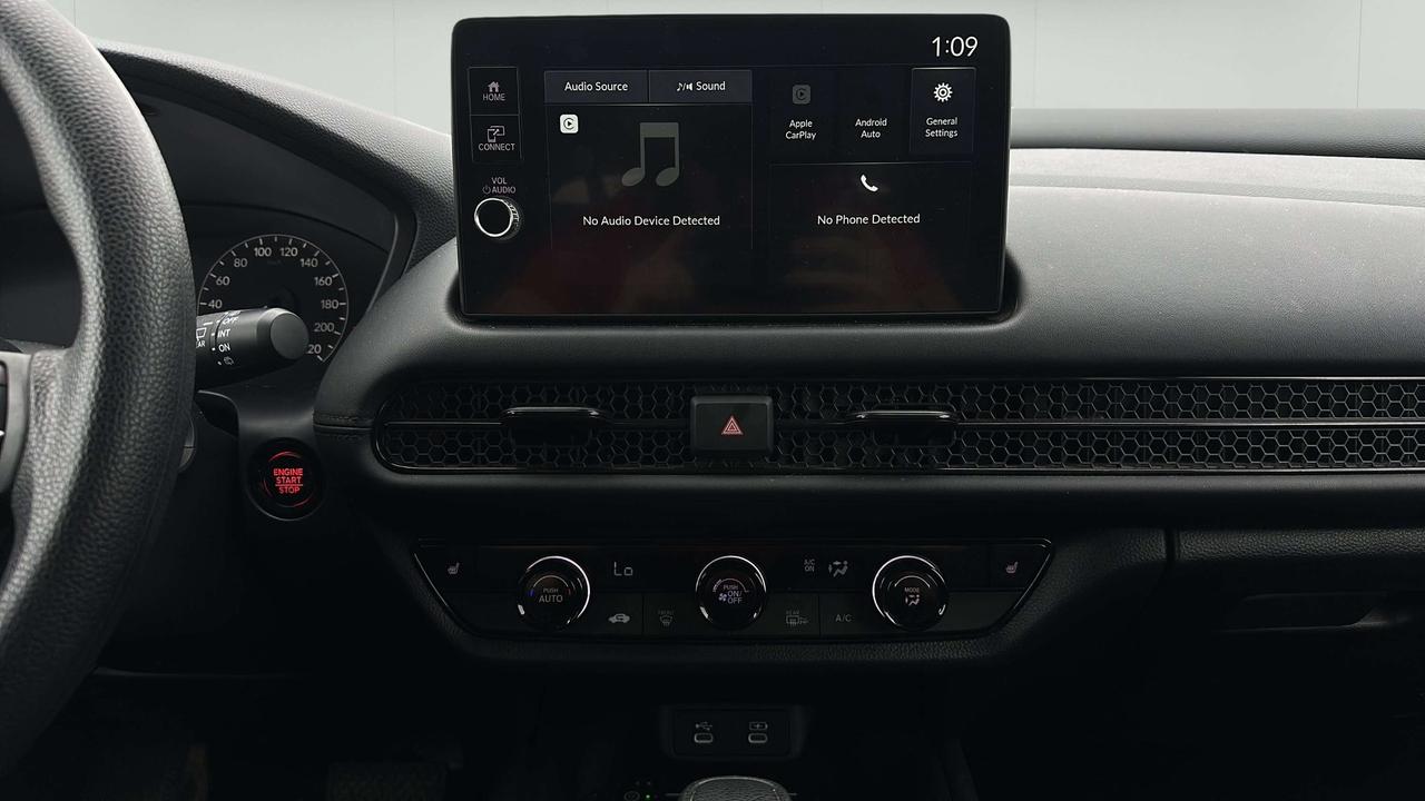 2026 Honda HR-V LX Photo