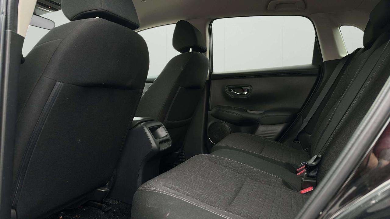 2026 Honda HR-V LX Photo