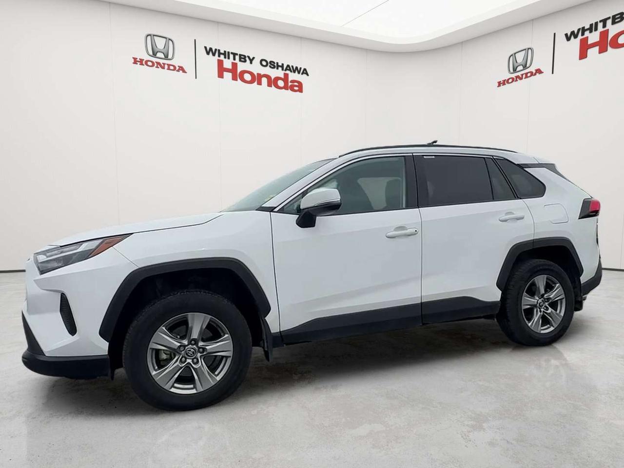 2025 Toyota RAV4 XLE Photo1
