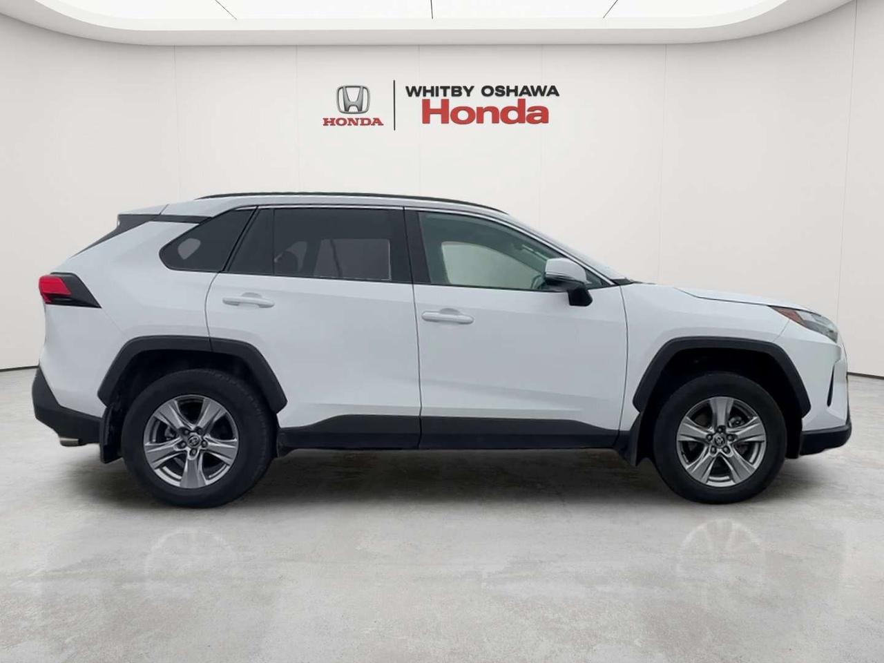2025 Toyota RAV4 XLE Photo