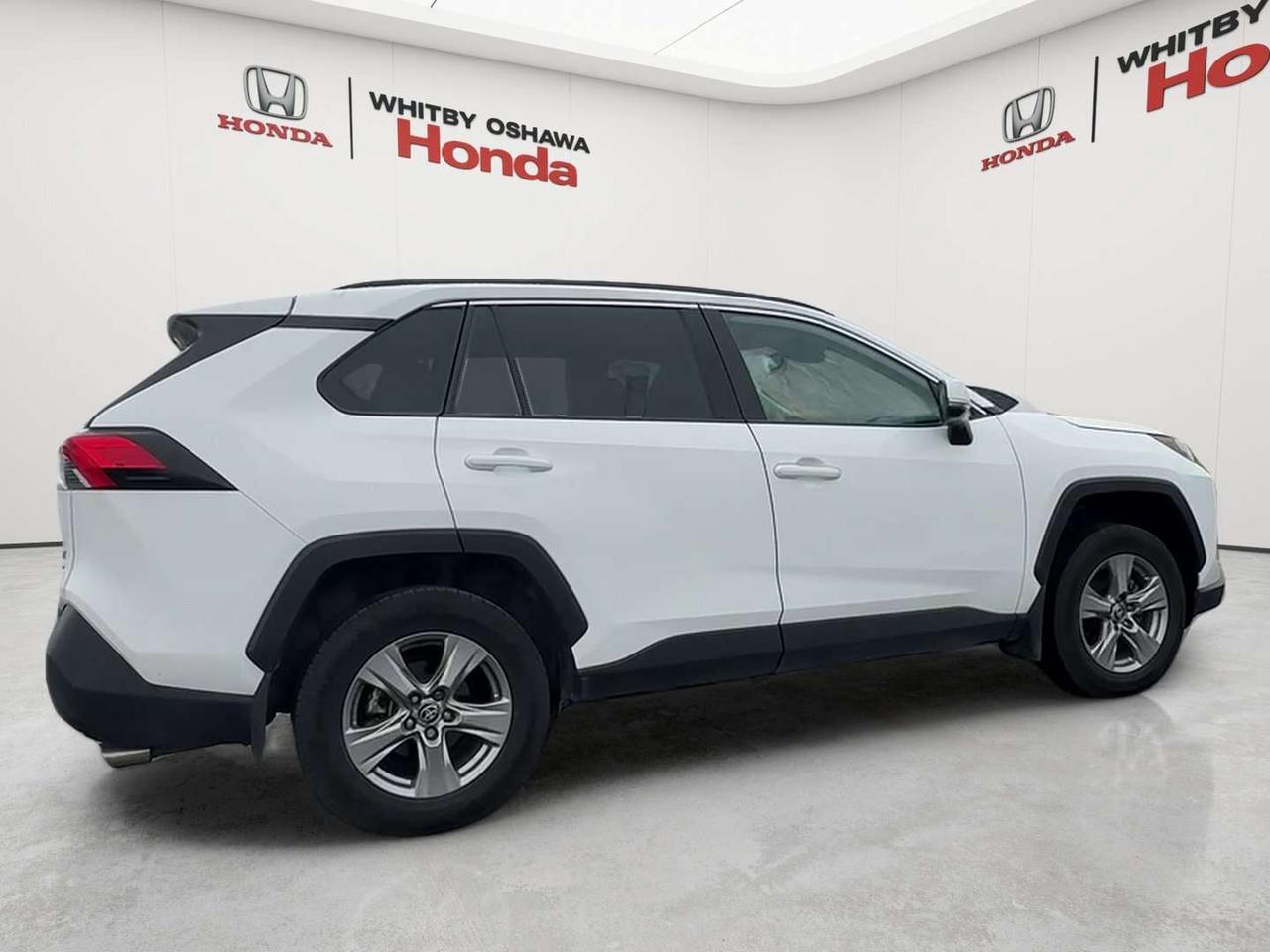 2025 Toyota RAV4 XLE Photo