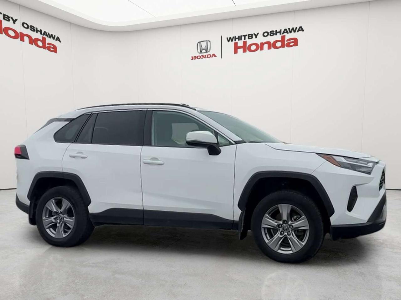 2025 Toyota RAV4 XLE Photo