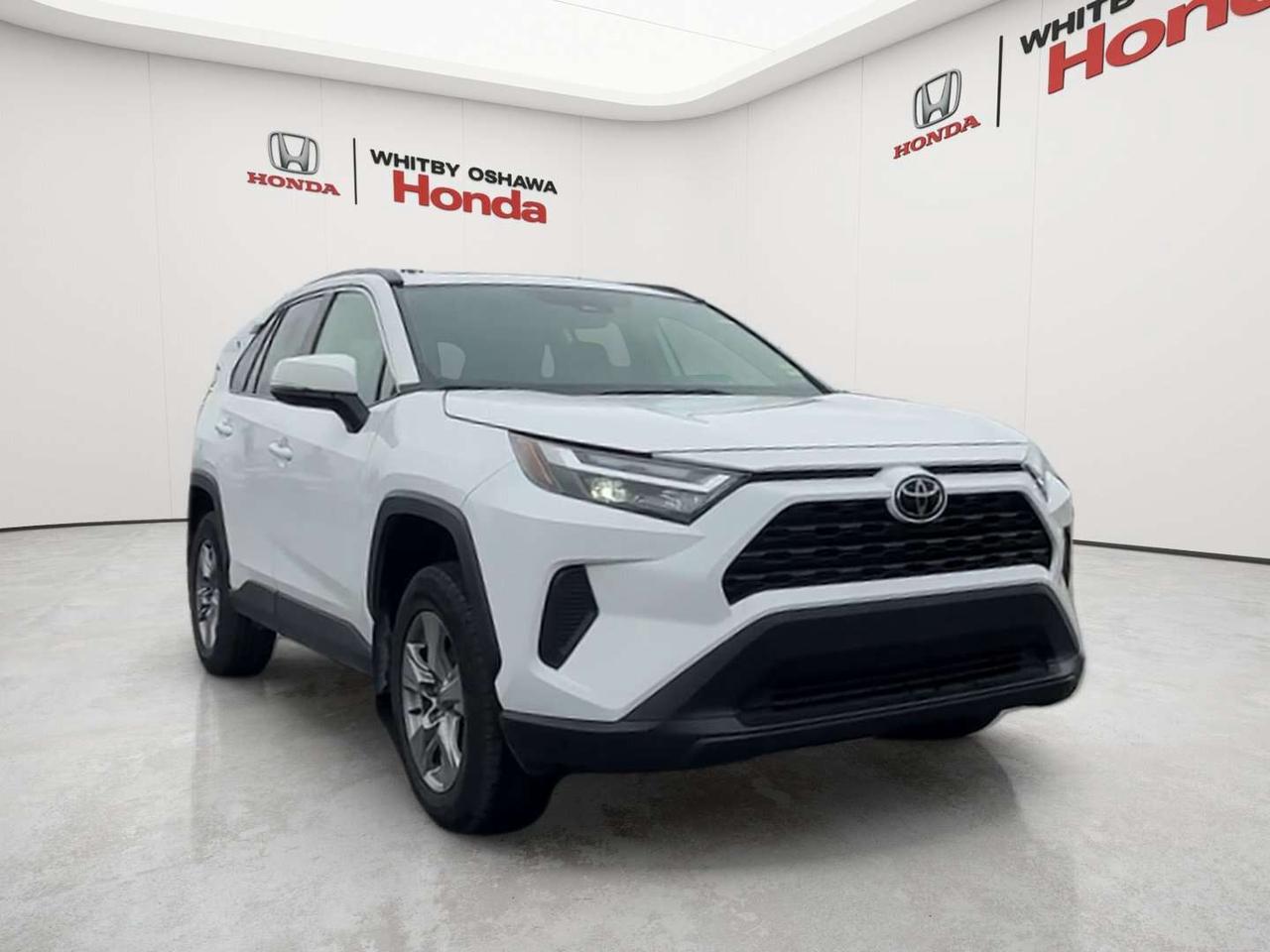 2025 Toyota RAV4 XLE Photo