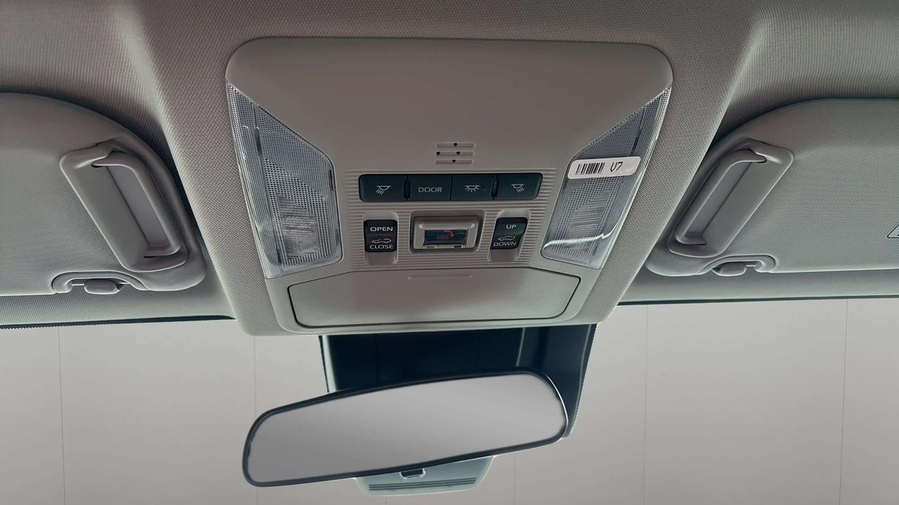 2025 Toyota RAV4 XLE Photo