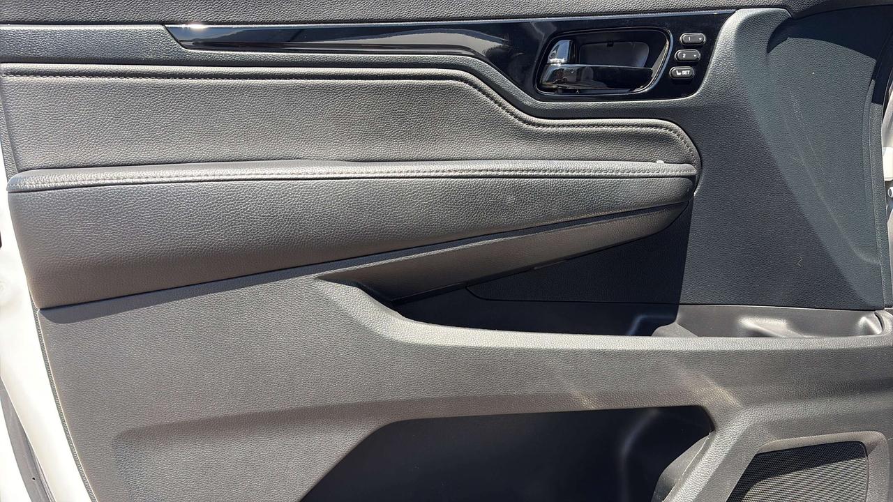 2024 Honda Odyssey Touring Photo