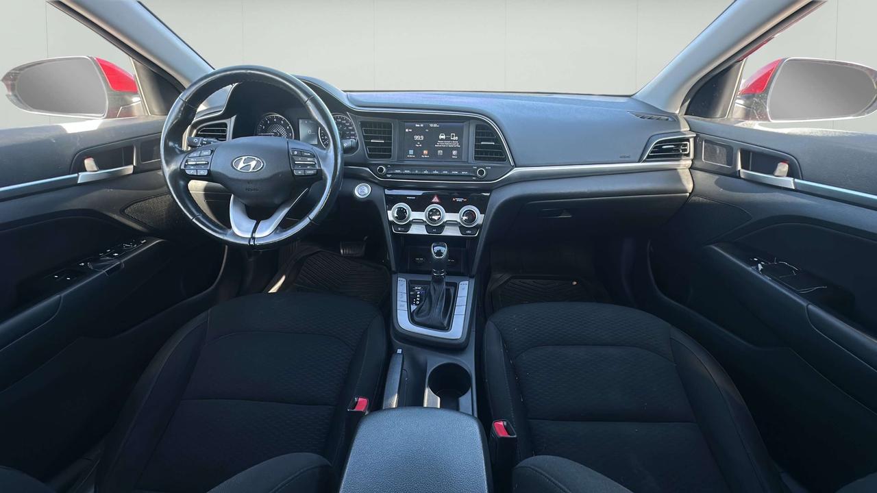 2020 Hyundai Elantra Preferred Photo