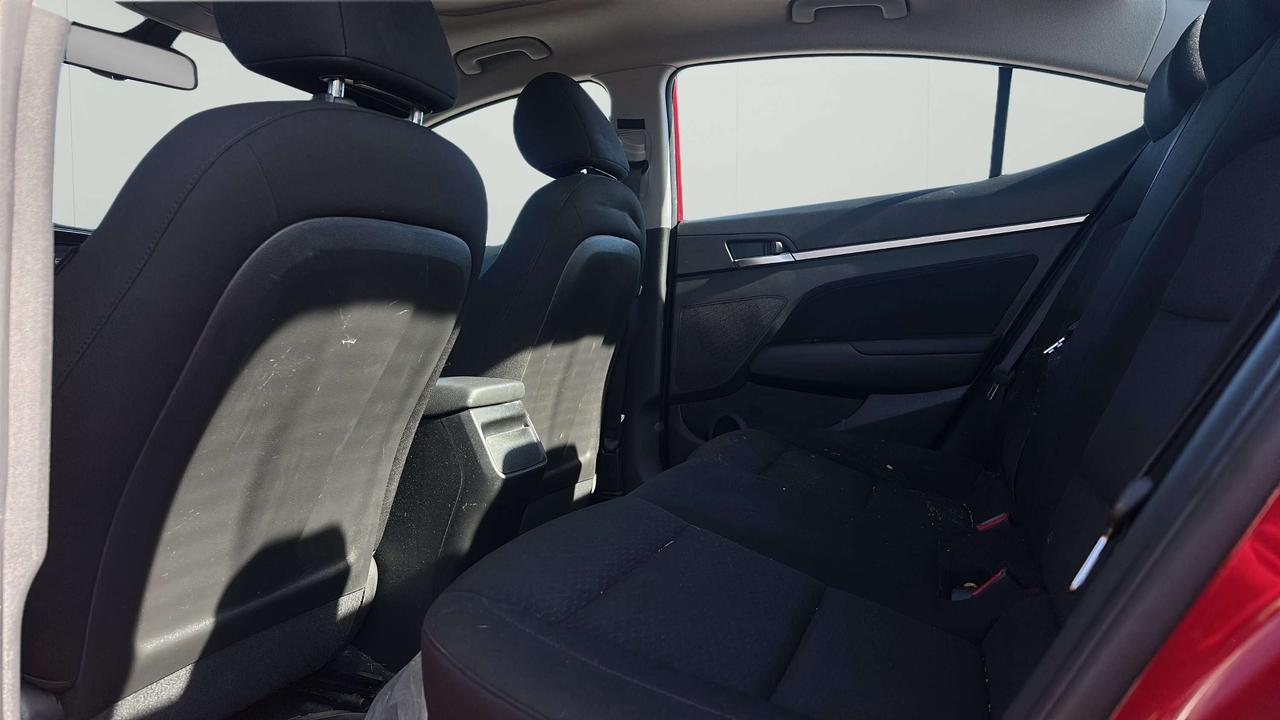 2020 Hyundai Elantra Preferred Photo