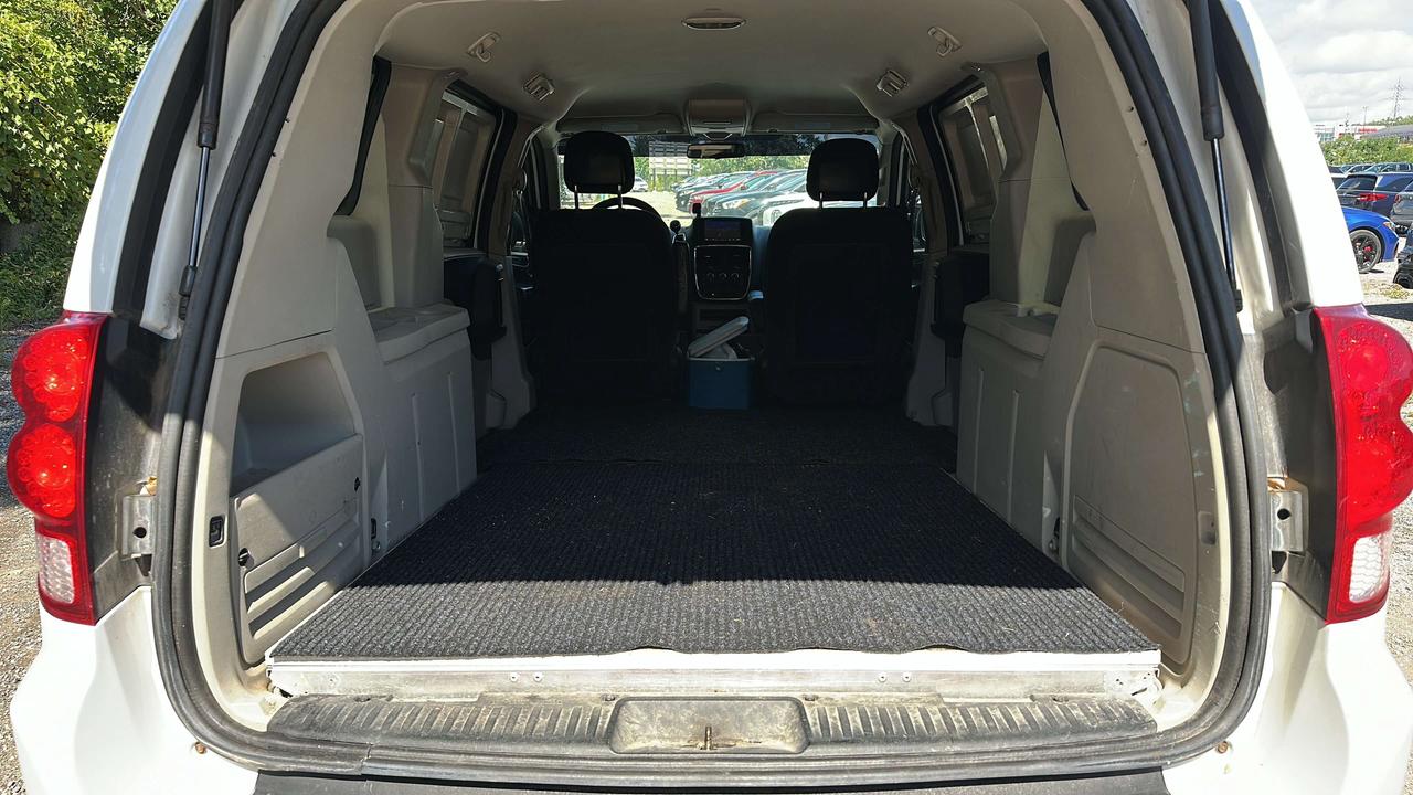 2015 RAM Cargo Van Base Photo