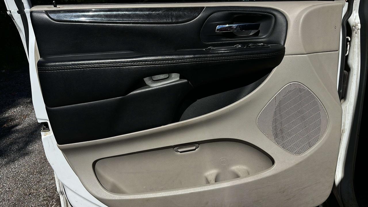 2015 RAM Cargo Van Base Photo