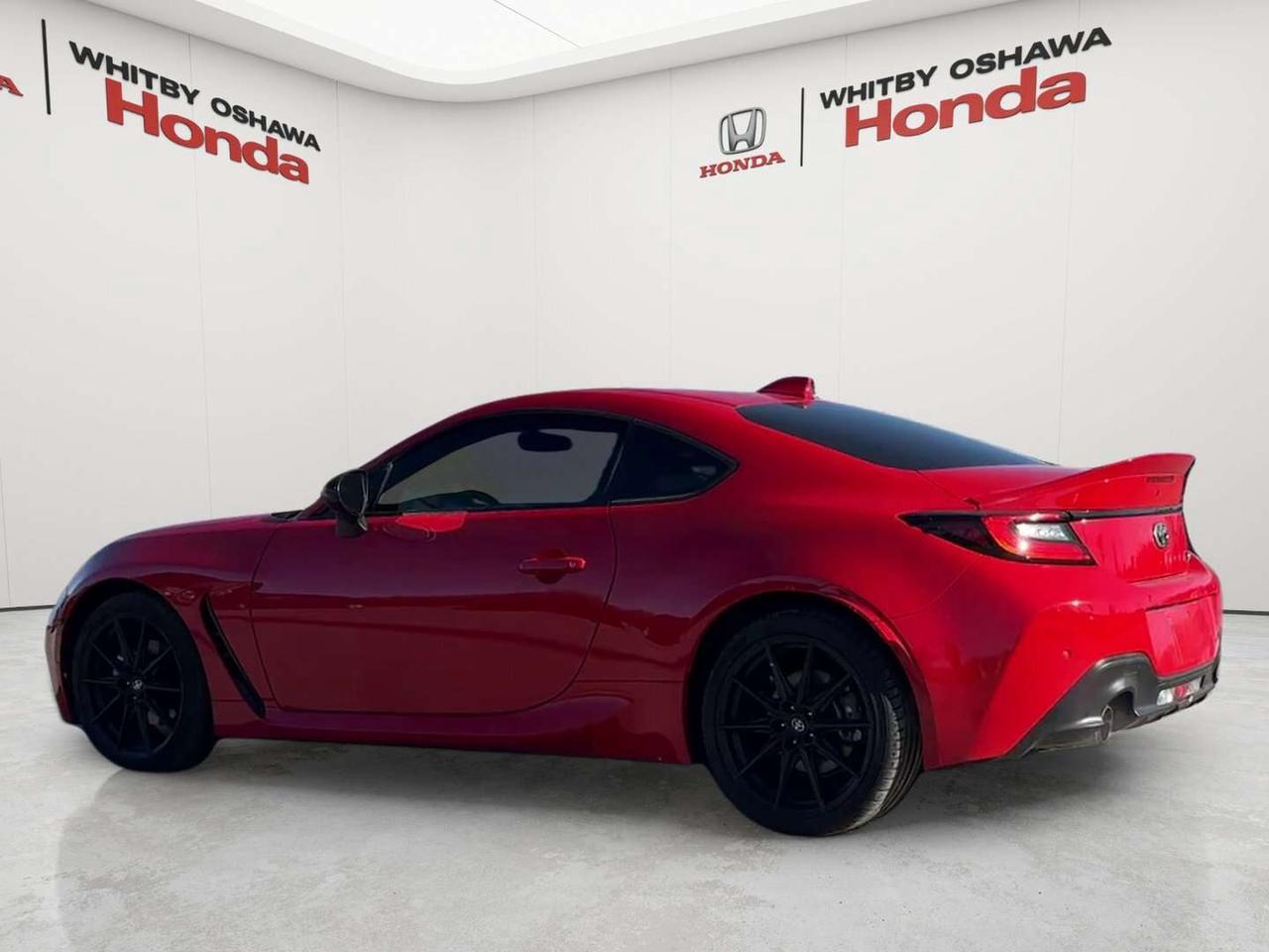2025 Toyota GR86 Premium Photo3