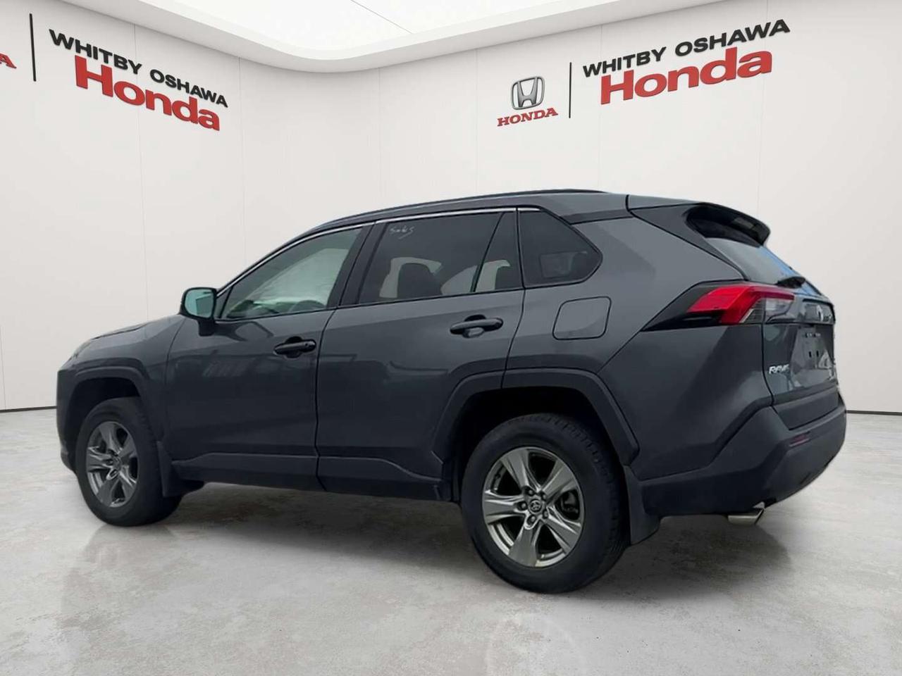 2025 Toyota RAV4 XLE Photo