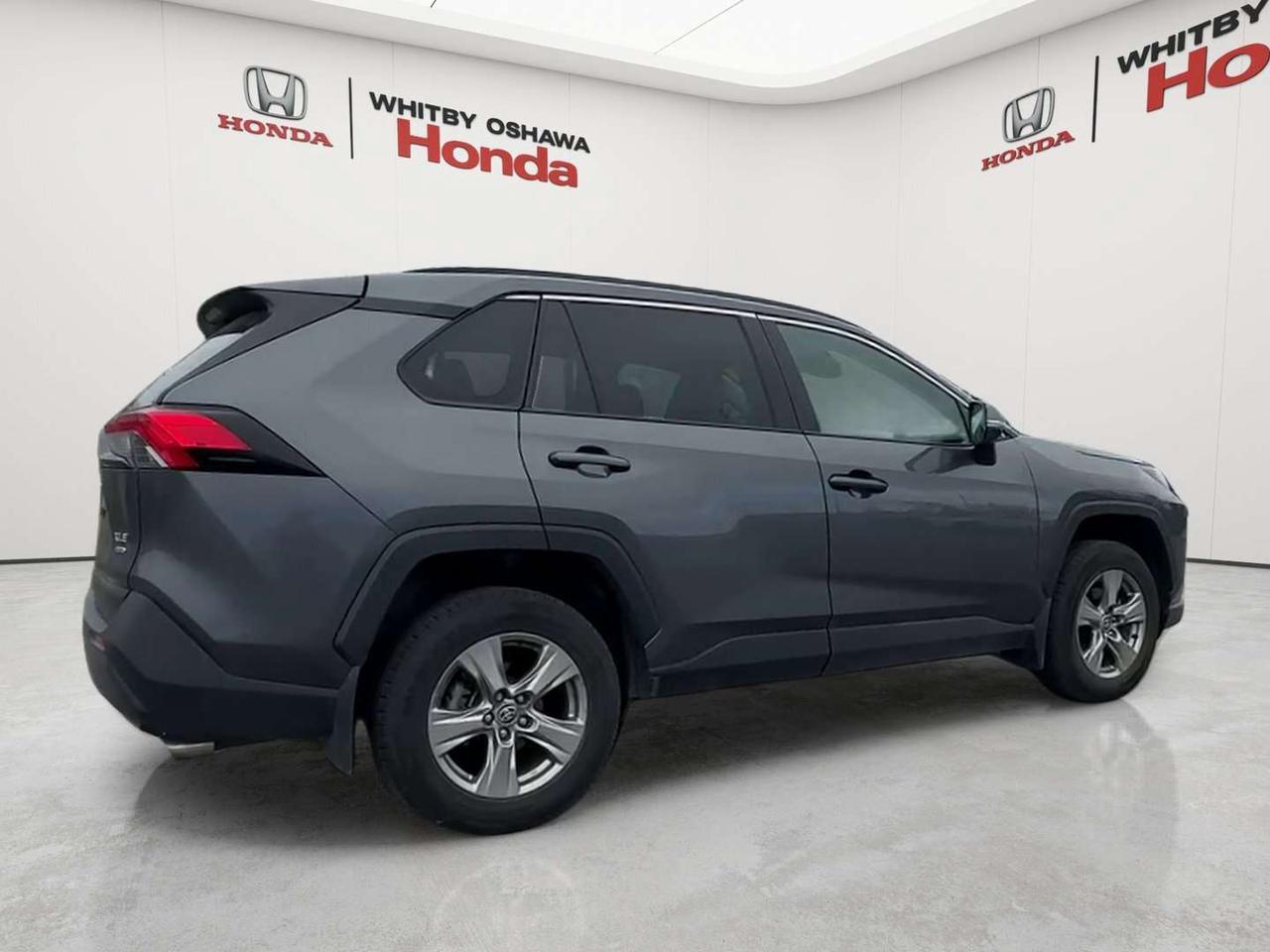 2025 Toyota RAV4 XLE Photo