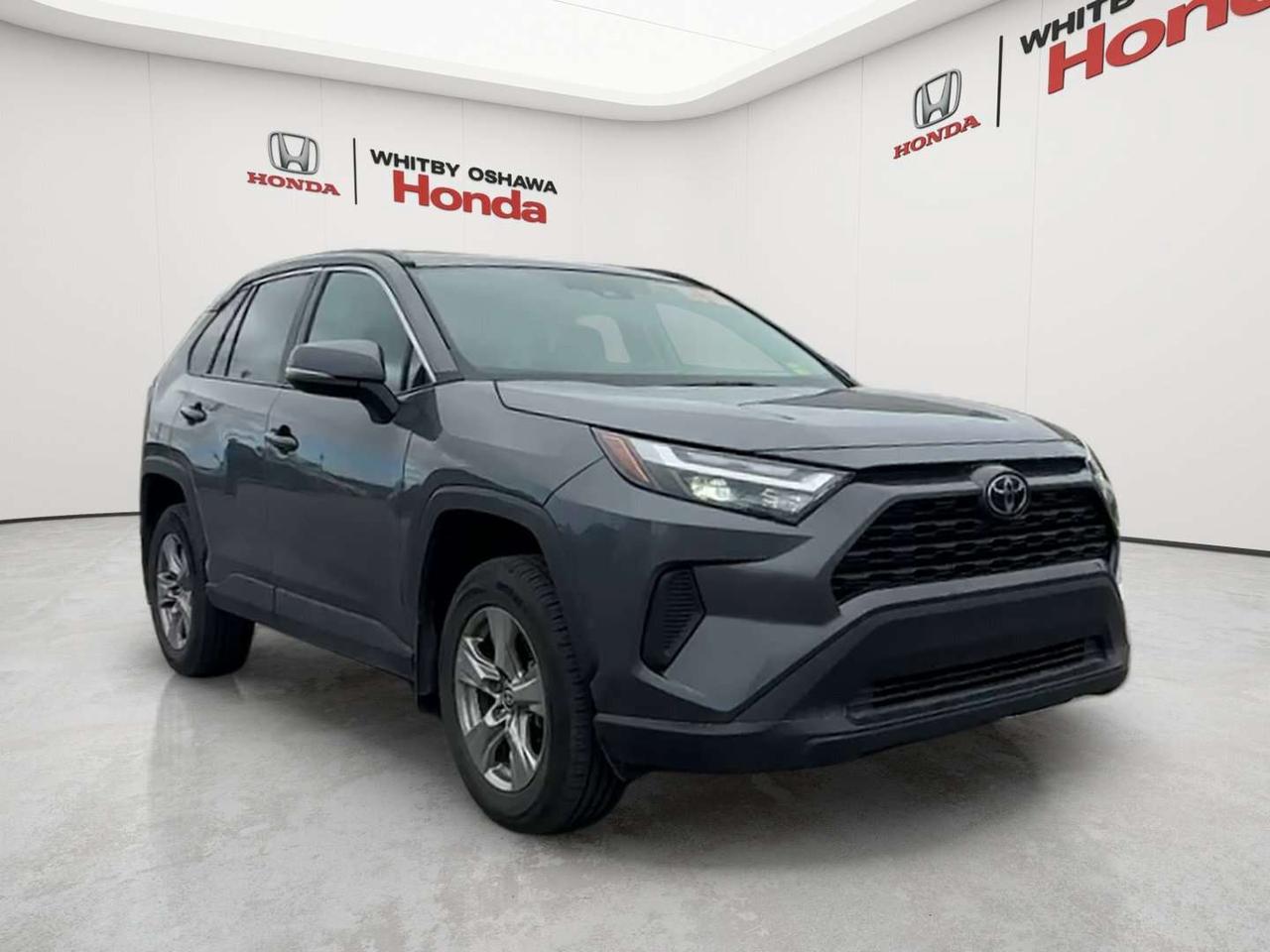 2025 Toyota RAV4 XLE Photo