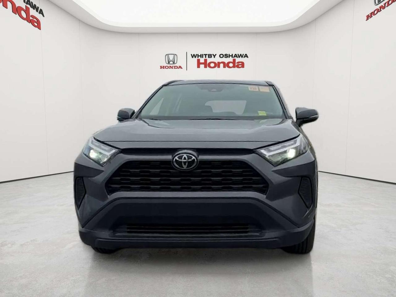 2025 Toyota RAV4 XLE Photo