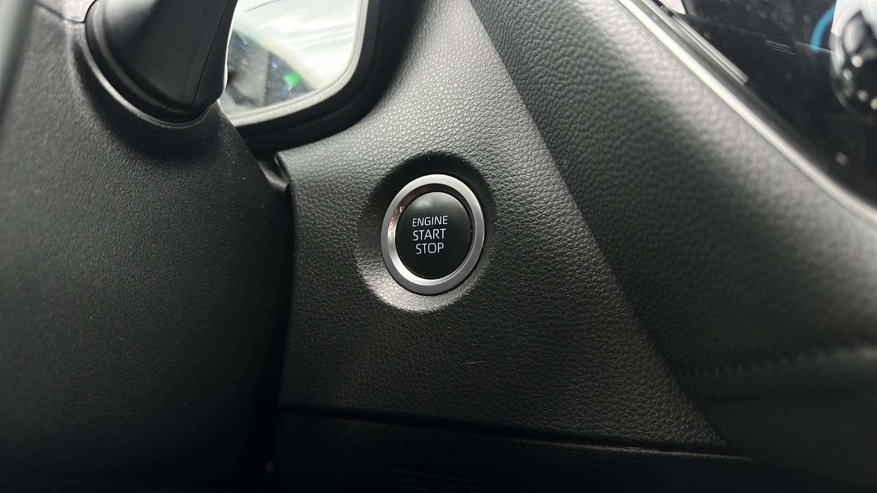 2022 Toyota Corolla SE Photo