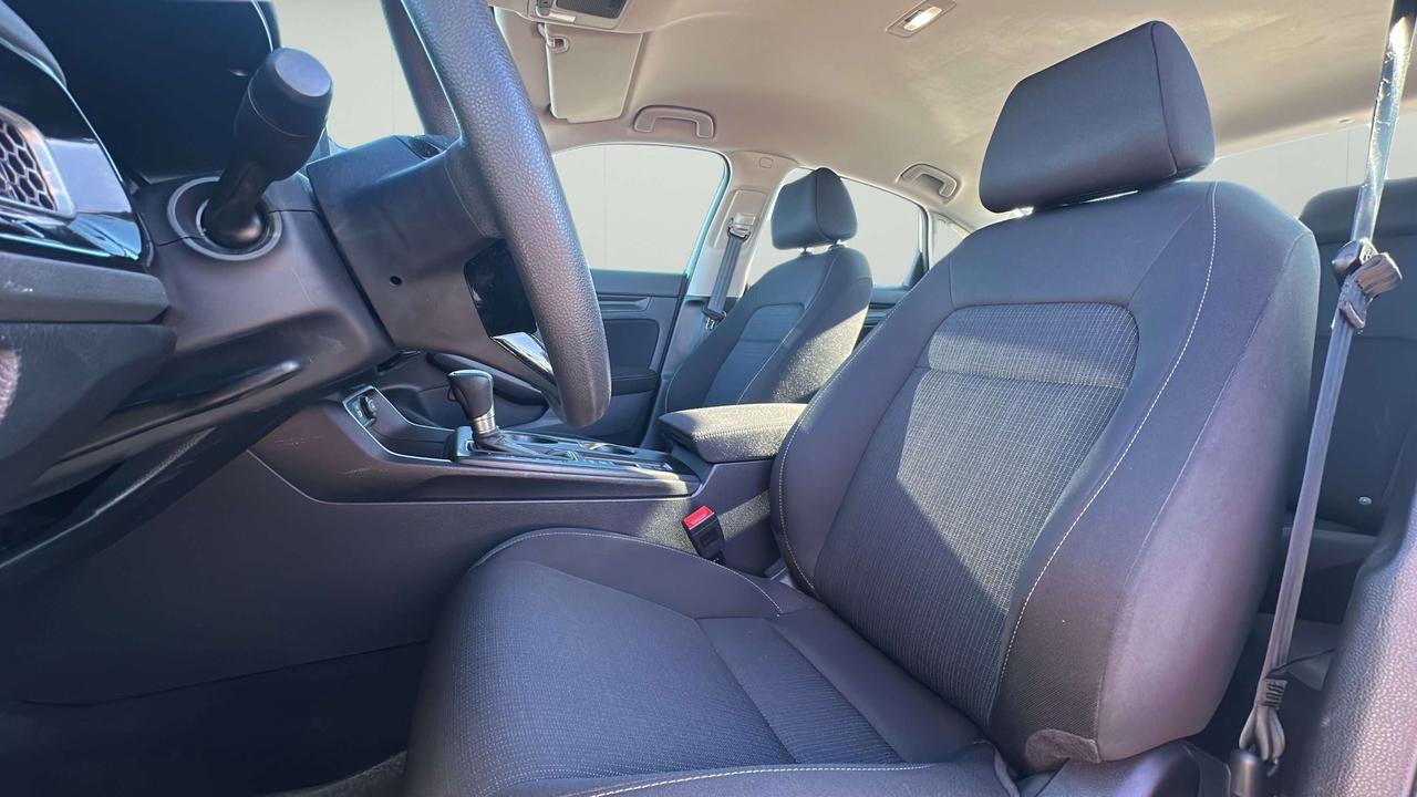2024 Honda Civic LX Photo