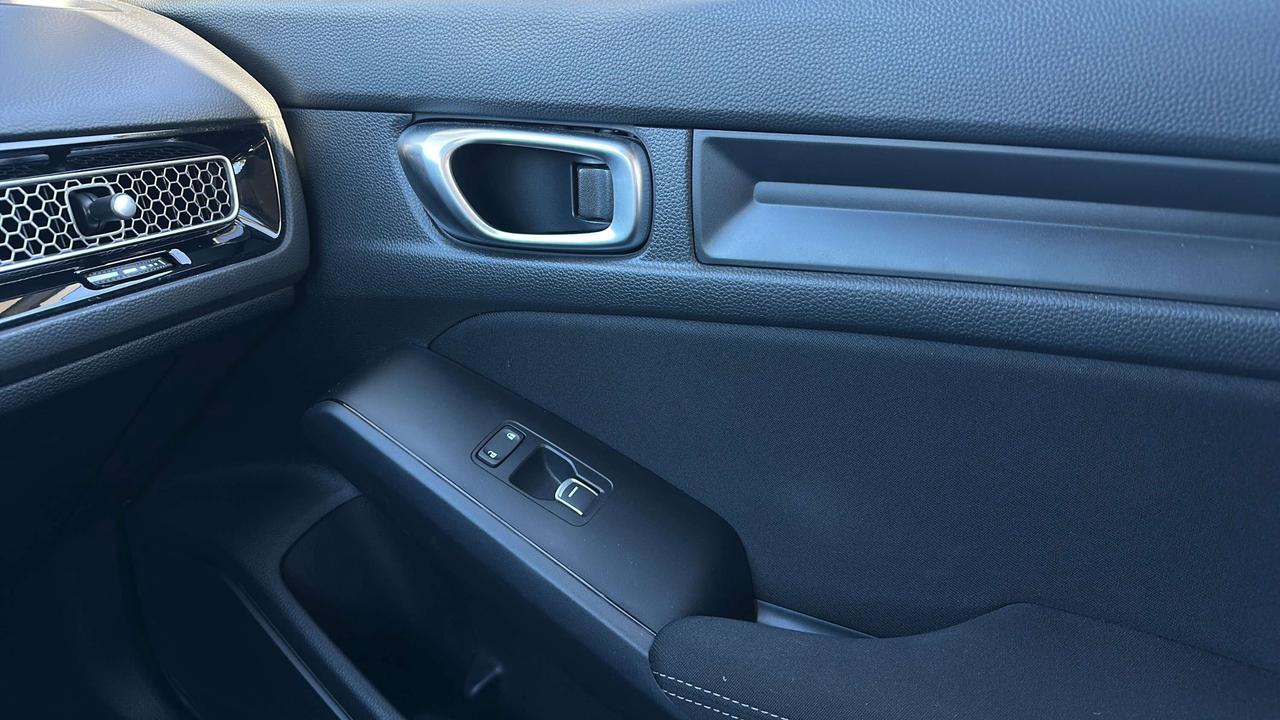 2024 Honda Civic LX Photo
