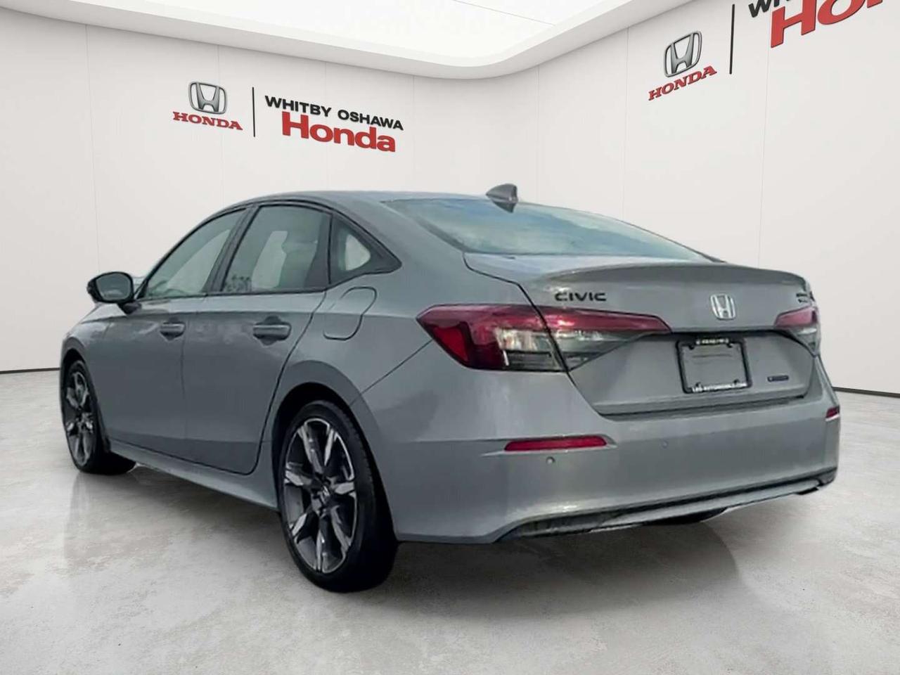 2026 Honda Civic Sport Touring Photo4