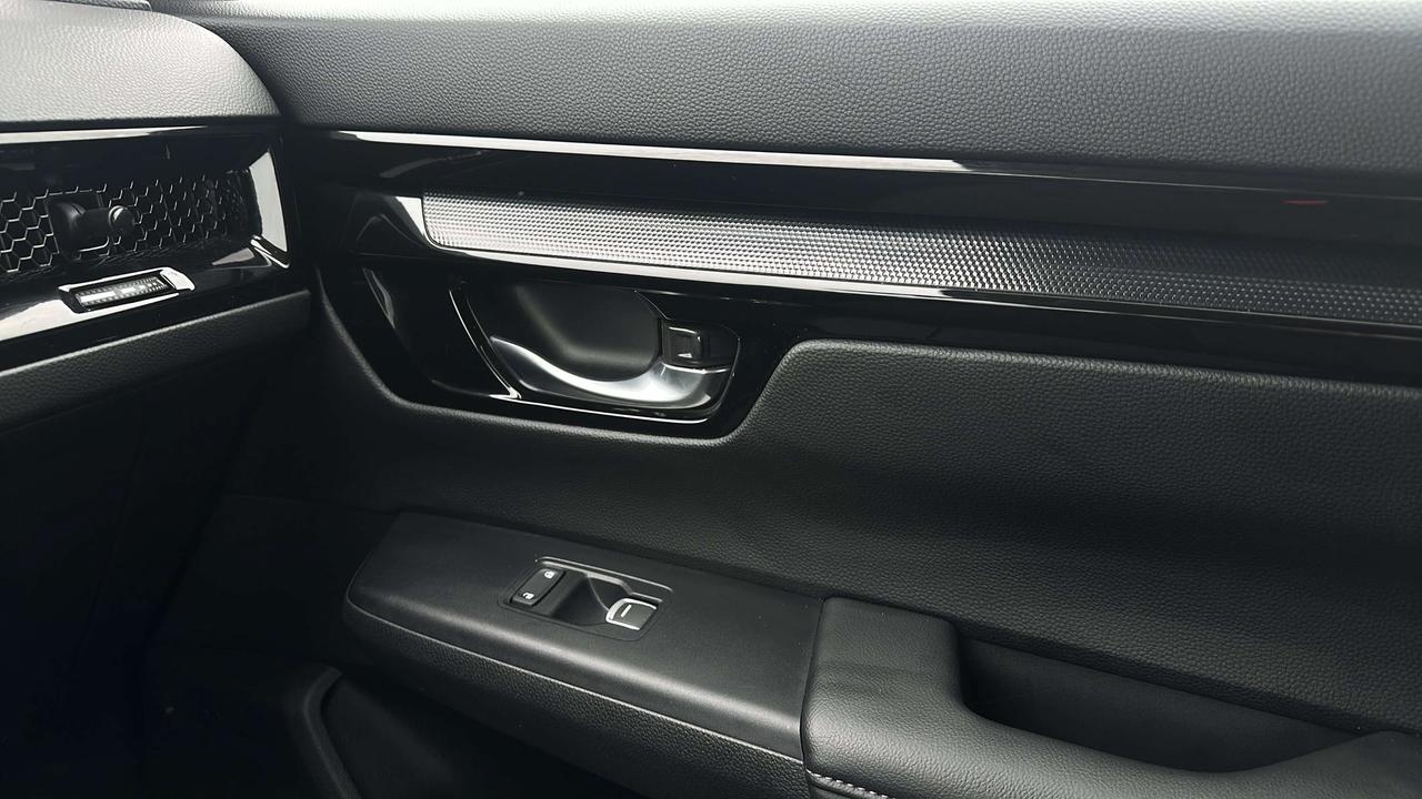 2024 Honda CR-V Sport Photo