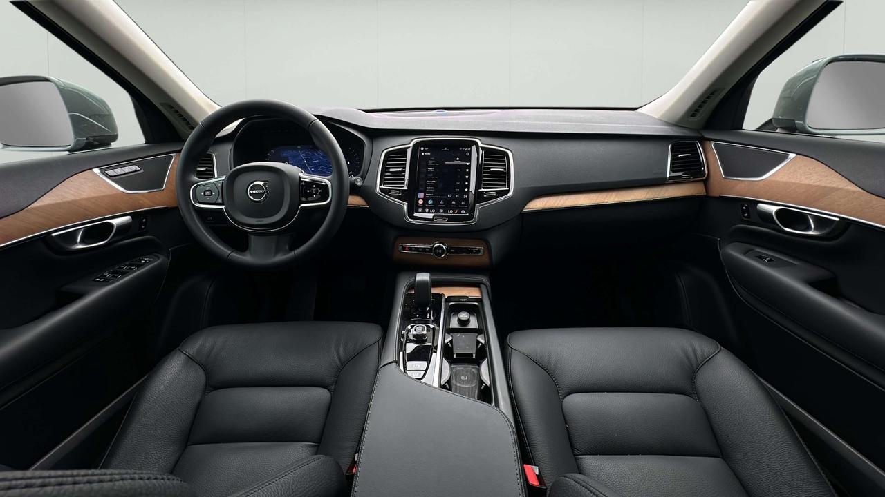 2024 Volvo XC90 B6 Plus Bright Theme Photo