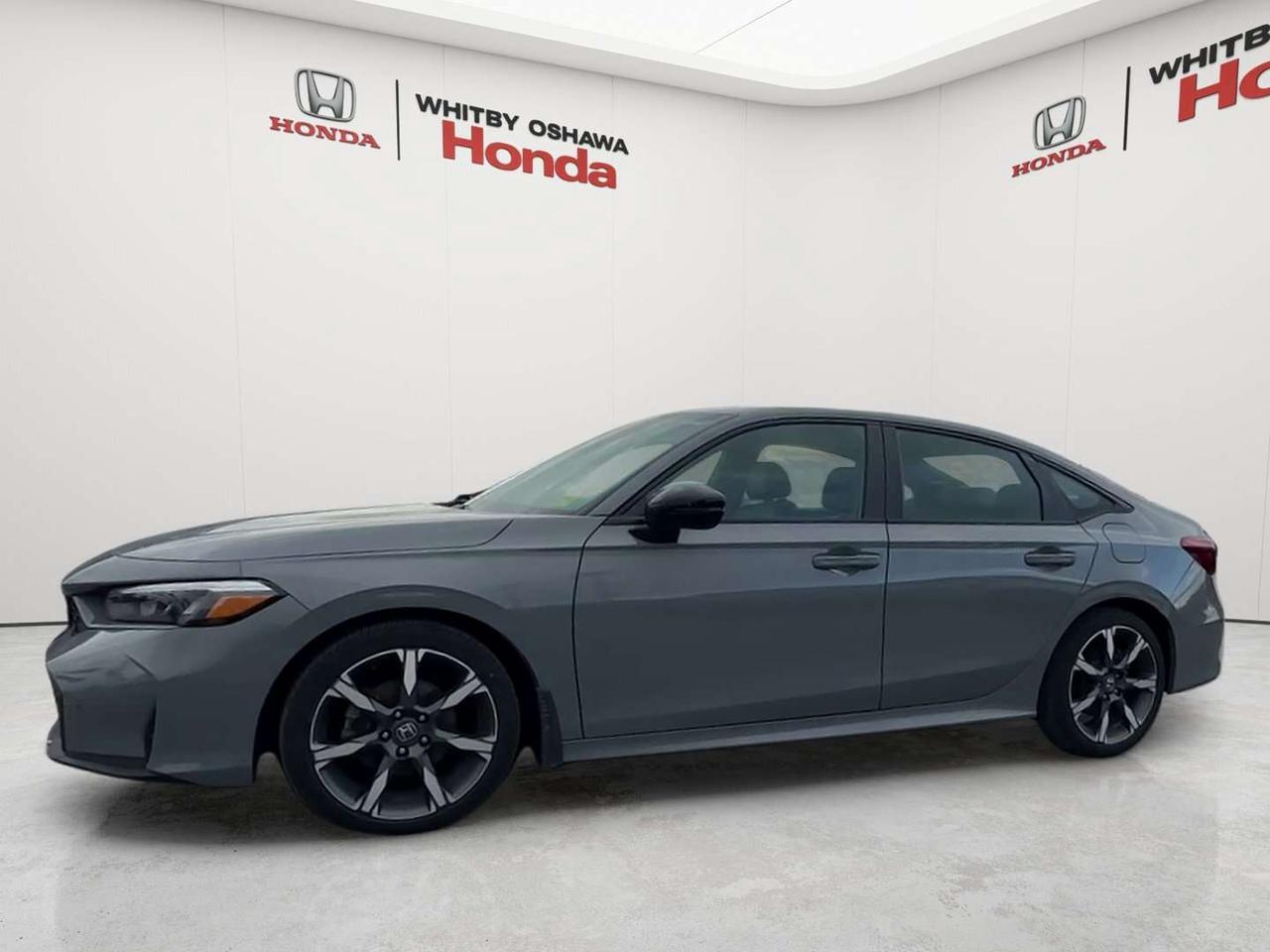 2025 Honda Civic Sport Touring Photo5