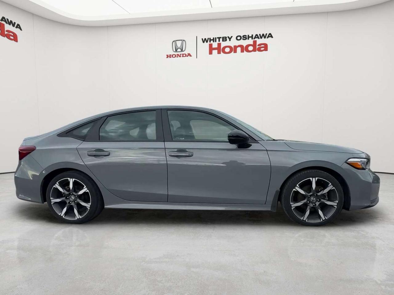 2025 Honda Civic Sport Touring Photo