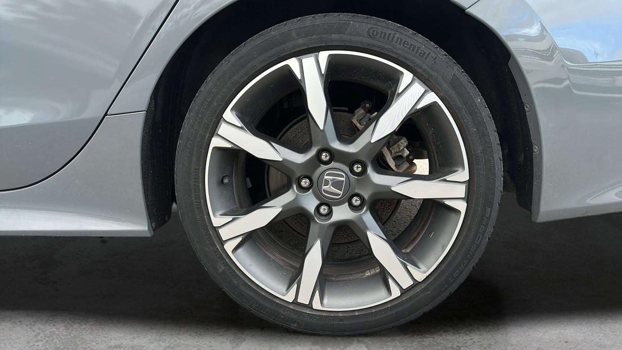 2025 Honda Civic Sport Touring Photo