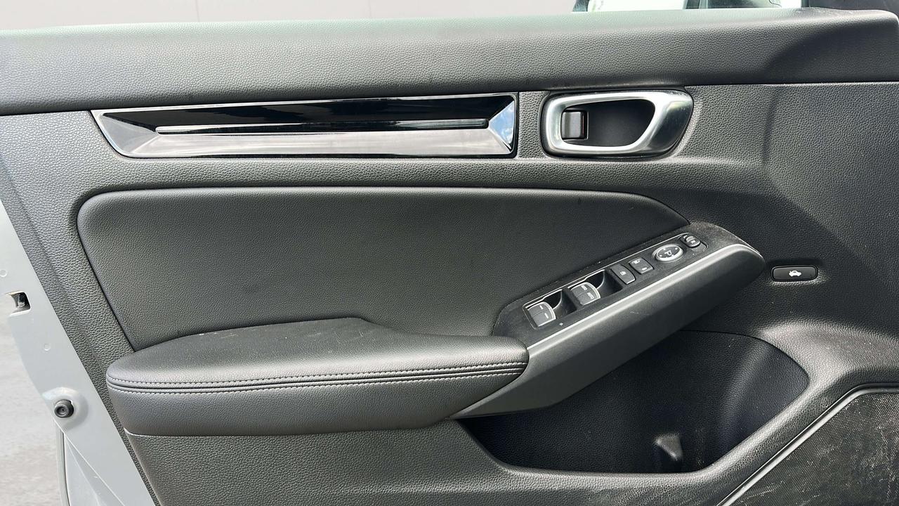 2025 Honda Civic Sport Touring Photo