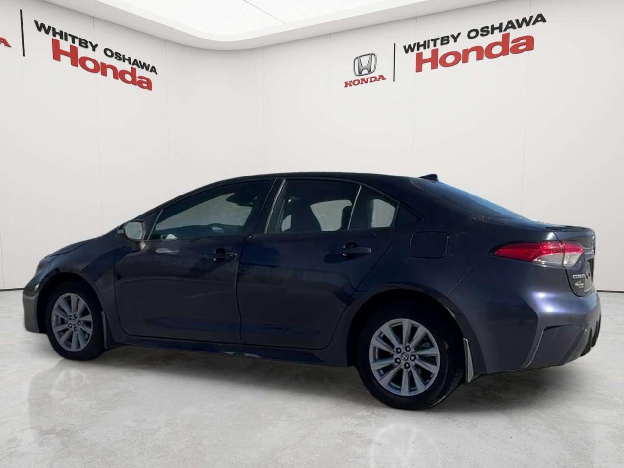 2024 Toyota Corolla SE Photo3