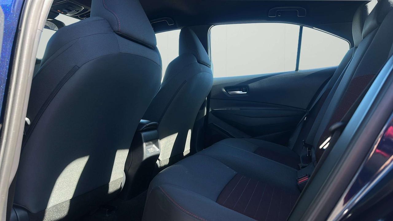 2024 Toyota Corolla SE Photo