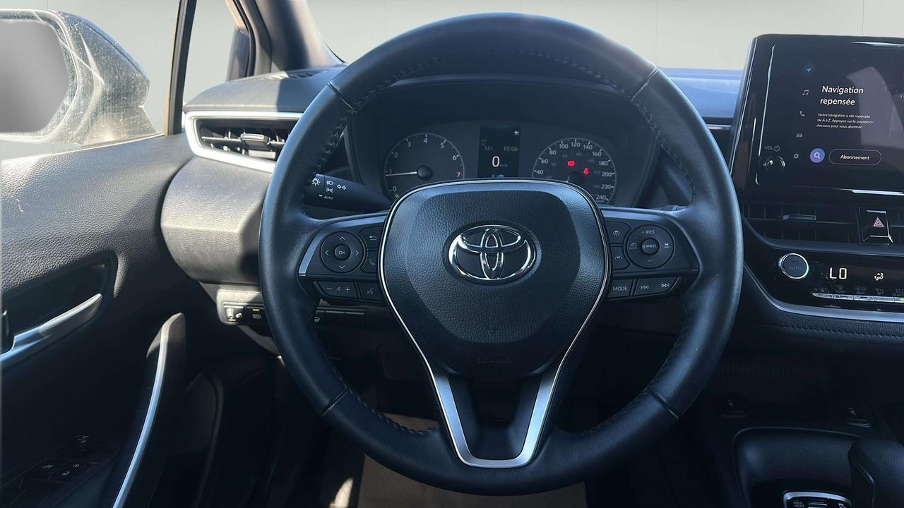 2024 Toyota Corolla SE Photo