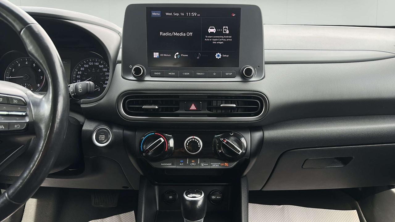 2023 Hyundai KONA 2.0L Preferred Photo