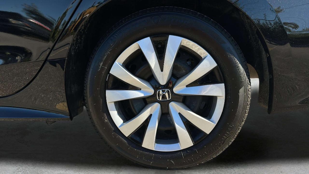 2026 Honda Civic LX Photo