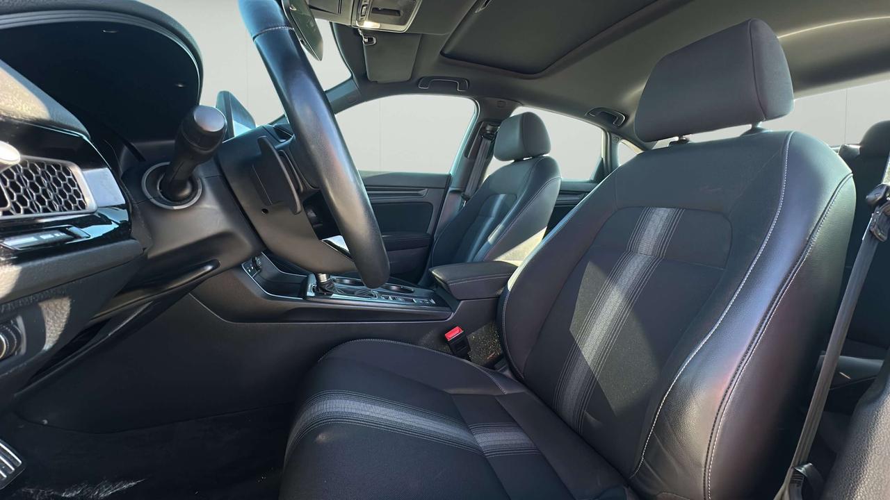 2025 Honda Civic Sport Photo