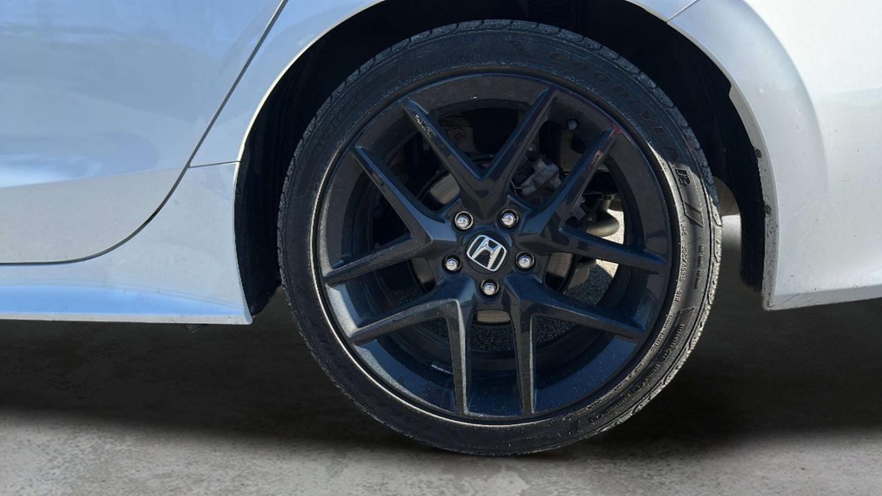 2025 Honda Civic Sport Photo