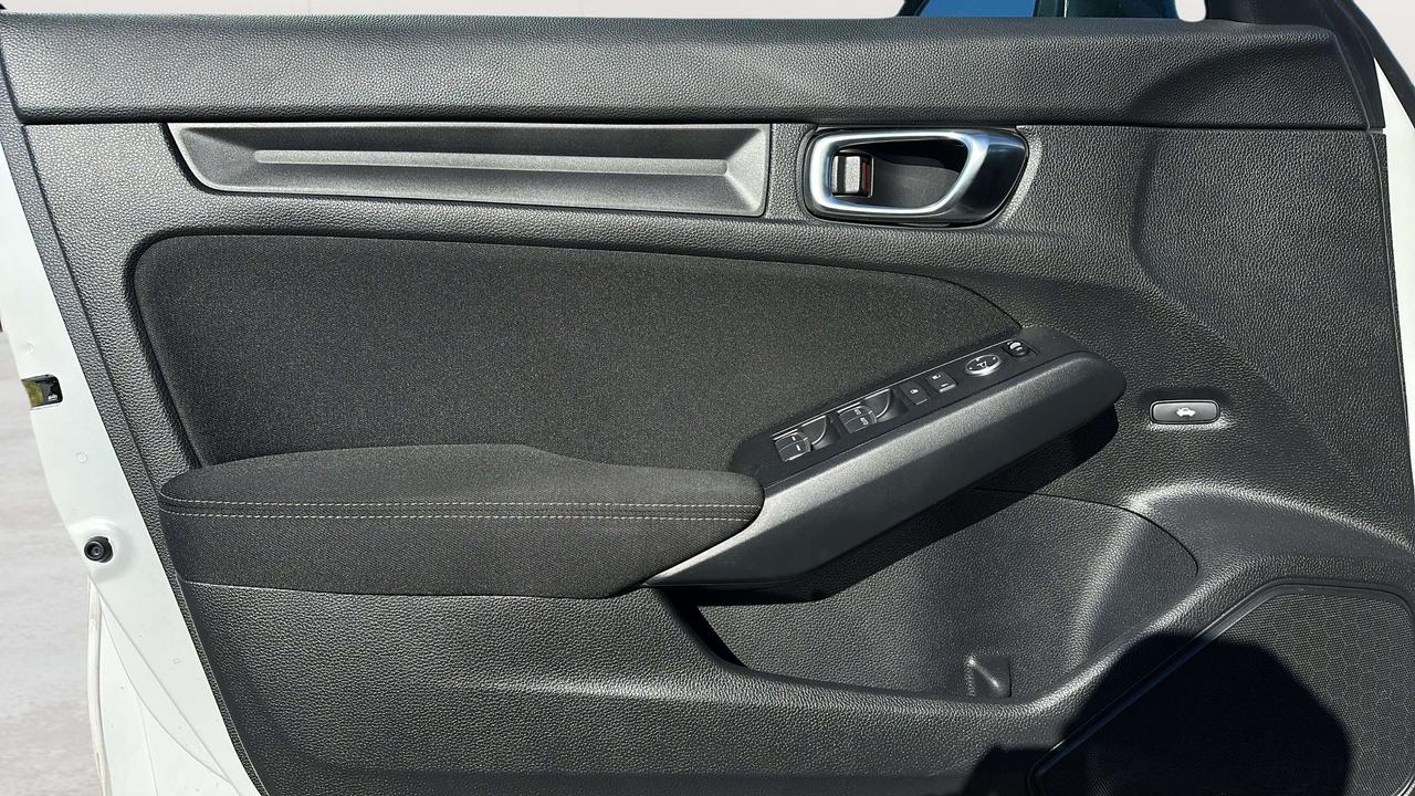 2025 Honda Civic Sport Photo