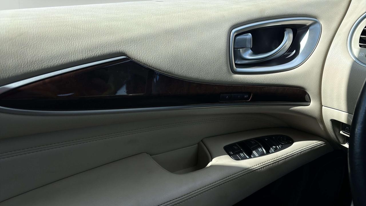 2017 Infiniti QX60 Base Photo