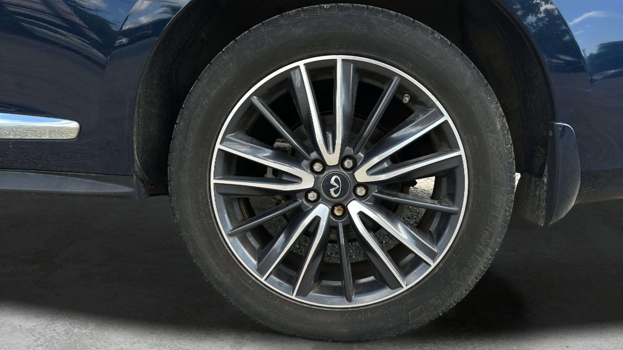 2017 Infiniti QX60 Base Photo