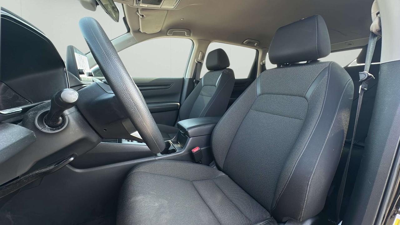 2025 Honda CR-V LX Photo