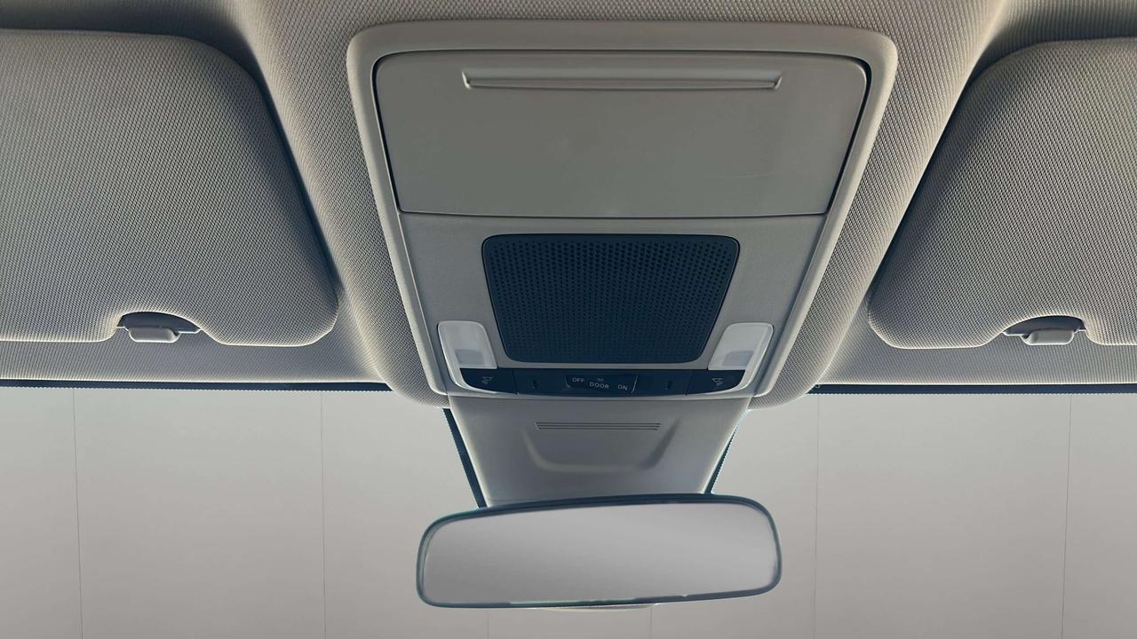 2025 Honda CR-V LX Photo