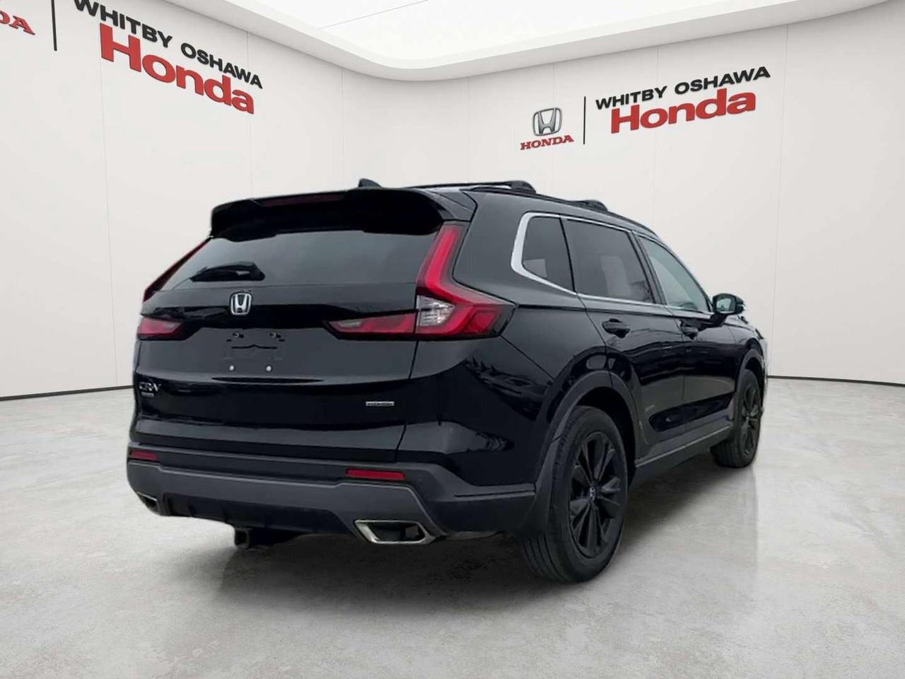 2023 Honda CR-V Touring Photo