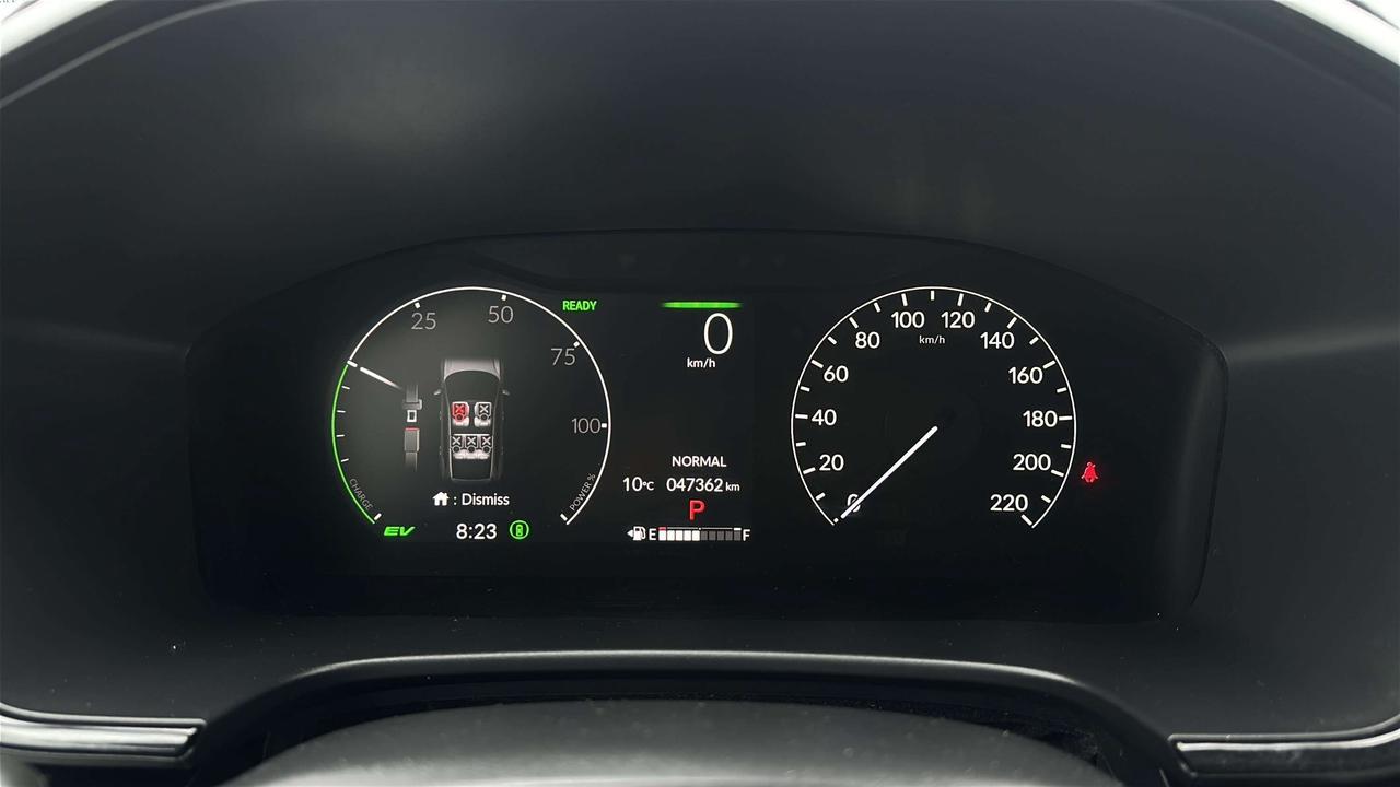 2023 Honda CR-V Touring Photo