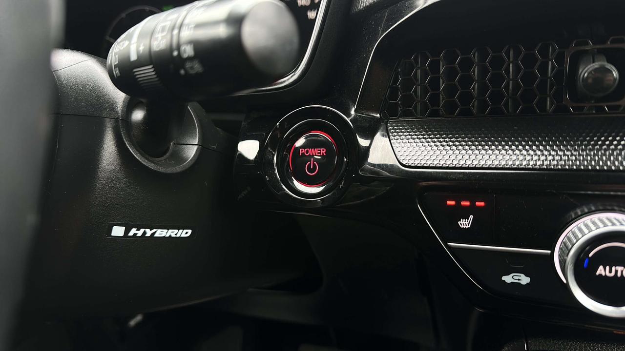 2023 Honda CR-V Touring Photo