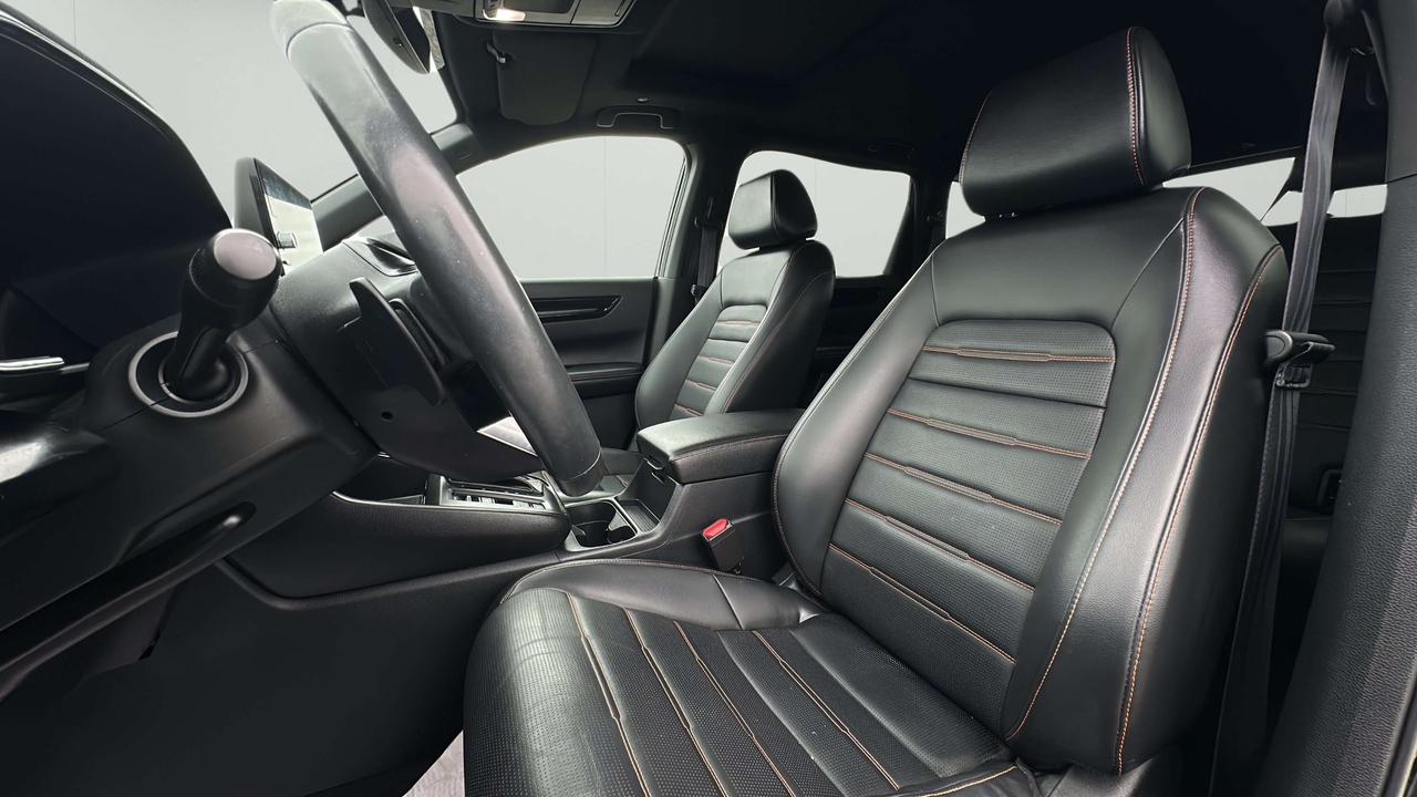 2023 Honda CR-V Touring Photo