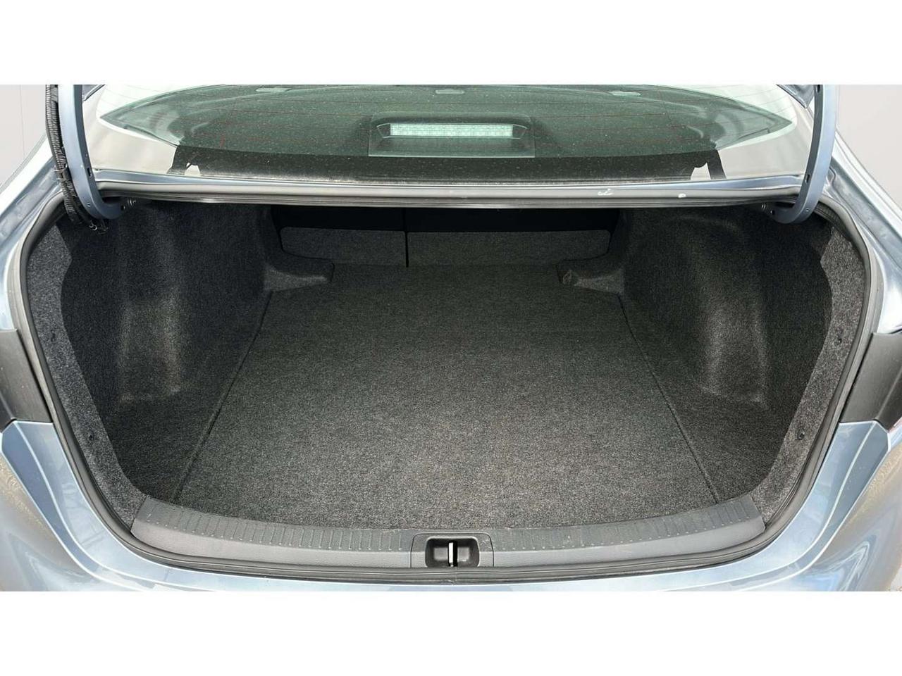 2025 Toyota Corolla LE Photo